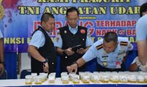 Satgas P4GN TNI AU melaksanakan sosialisasi Anti Narkoba di Gedung Graha Antariksa Lanud Husein Sastranegara, Bandung, Kamis (18/07).