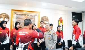 Irjen Pol Dedi Prasetyo Lepas Kontingen Taekwondo Polri ke Malaysia dan Thailand