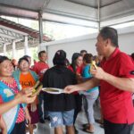 Bupati Minahasa Selatan Franky Donny Wongkar, SH., menghadiri kegiatan gerakan pangan murah Dana Insentif Fiskal Dalam rangka Stabilisasi harga dan pasokan pangan dirangkaikan dengan Launching “Gerakan Gemar Makang Makanan Pendamping Beras”, bertempat di Aula Waleta Kantor Bupati, Jumat (2/8/2024)