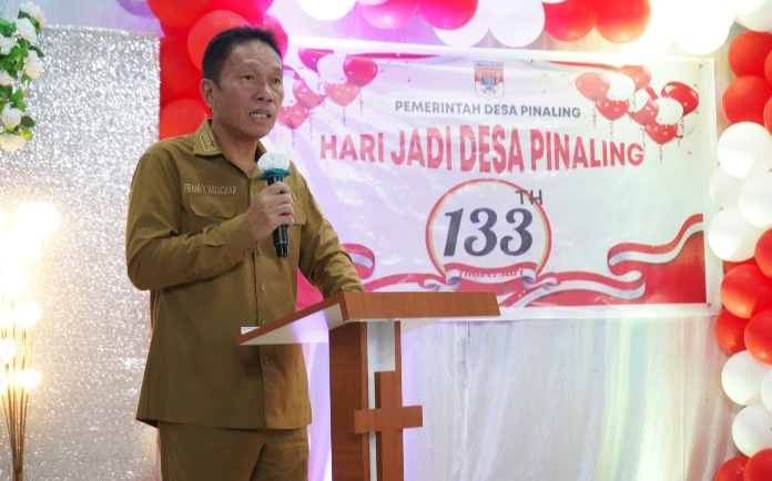 Bupati Minahasa Selatan  Franky Donny Wongkar, SH.,Selasa, 10 september 2024 menghadiri ibadah syukur dalam rangka Hut Ke-133 Desa Pinaling.