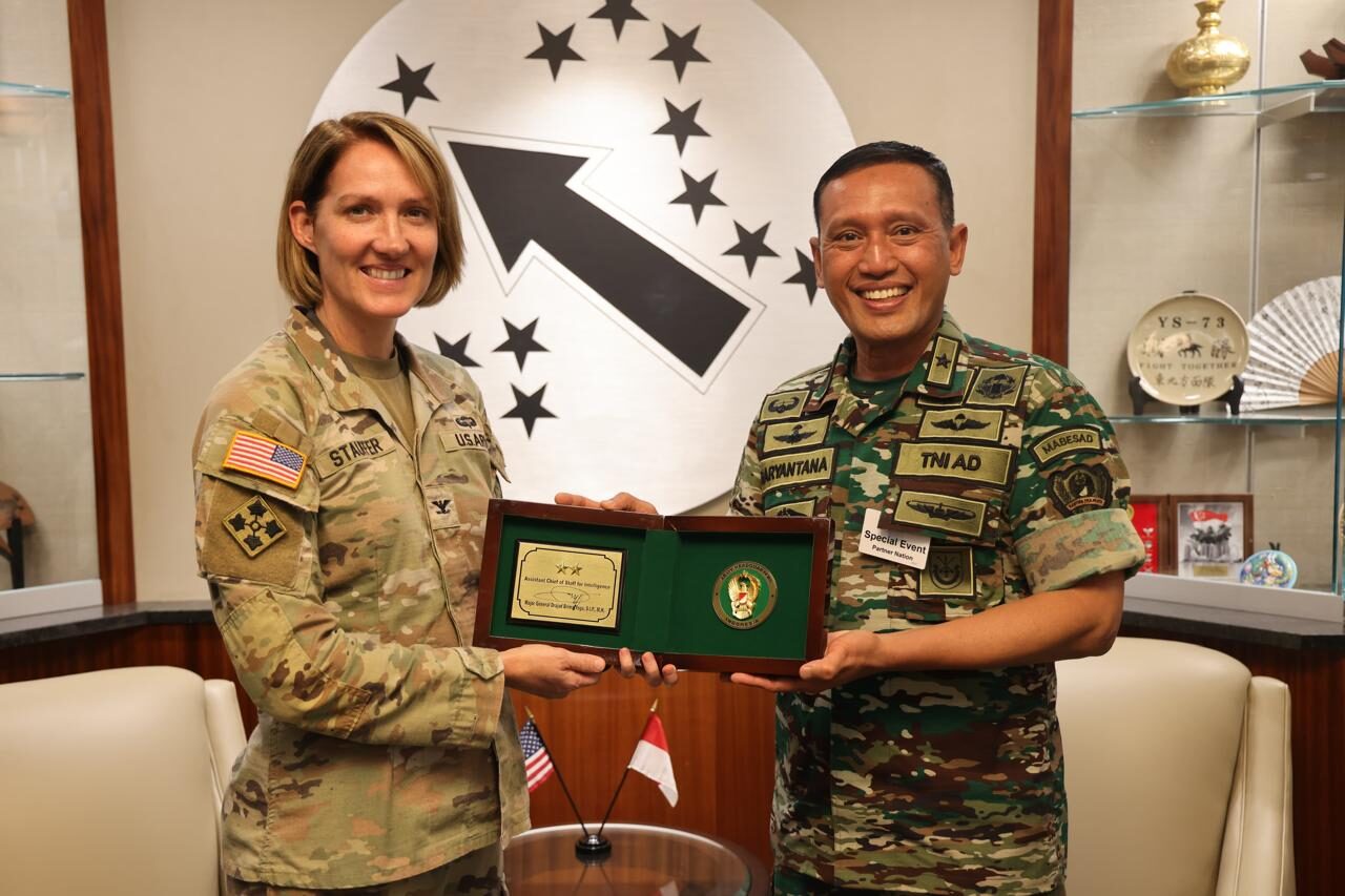 TNI Angkatan Darat yang dipimpin oleh Brigjen TNI Haryantana, S.H., Waasintel Kasad Bidang Pembinaan Intelijen, telah sukses melaksanakan kegiatan Intelligence Subject Matter Expert Exchange di Markas Besar United States Army Pacific (USARPAC), Fort Shafter, Hawaii.