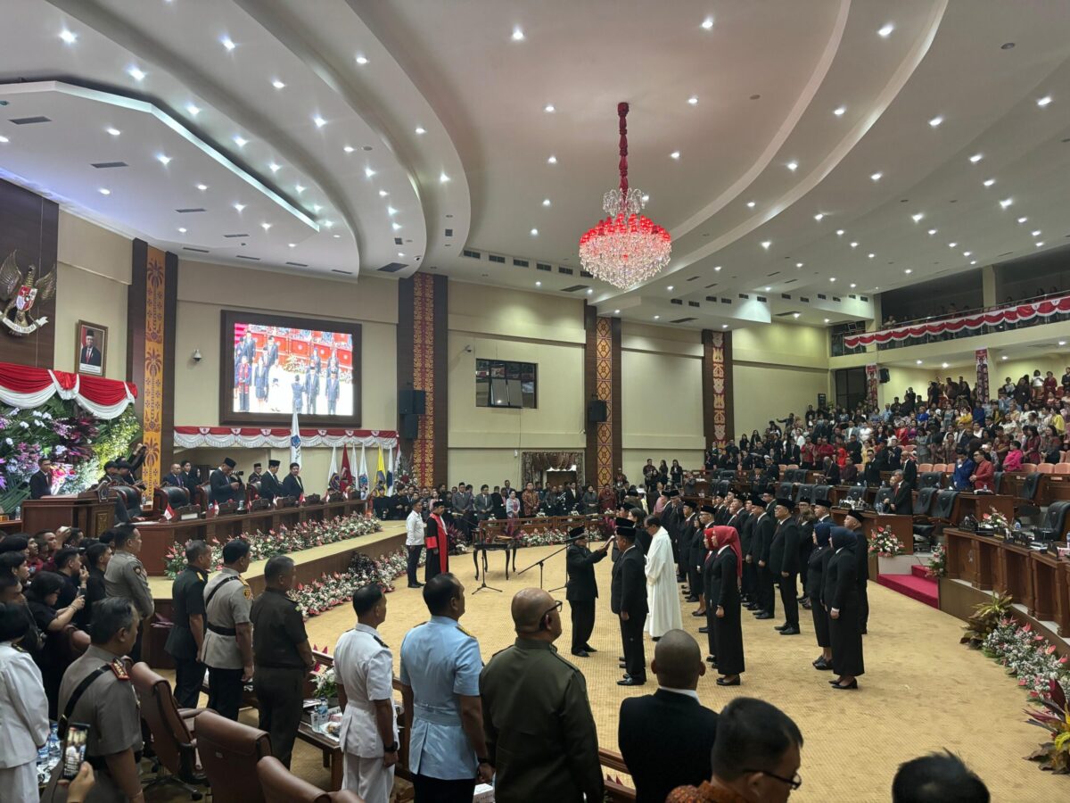 Pengucapan Sumpah/Janji Anggota DPRD Provinsi Sulawesi Utara Masa Jabatan 2024-2029.