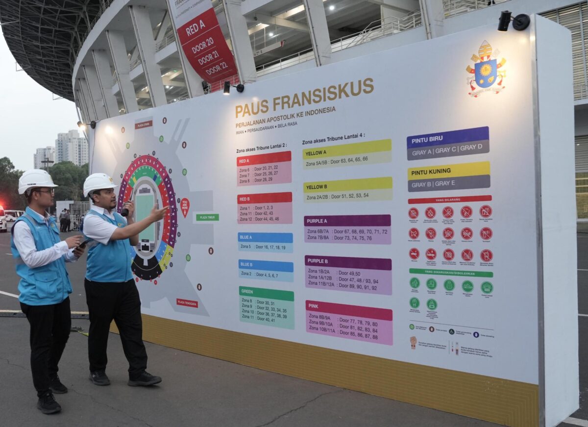 PLN (Persero) berhasil menghadirkan listrik tanpa kedip pada Misa Akbar yang dipimpin oleh Paus Fransiskus di Gelora Bung Karno (GBK), Jakarta, Kamis (05/09).