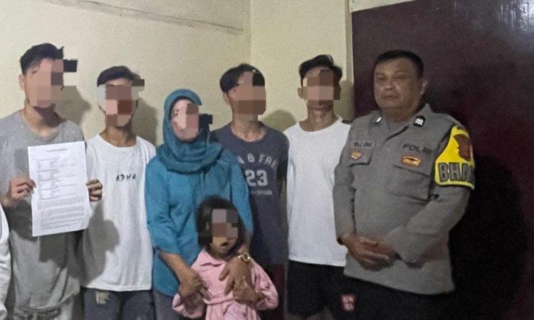Polsek Tuminting Polsek Tuminting telah berhasil menuntaskan kasus penganiayaan yang terjadi di Sumompo melalui pendekatan problem solving