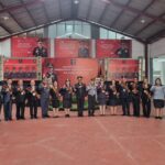 Wisuda, Plh. Kepala Kantor Wilayah Kementerian Hukum dan HAM (Kemenkumham) Sulawesi Utara, John Batara, secara resmi mewisuda sebelas orang purna pengayoman Jajaran Kanwil Kemenkumham Sulawesi Utara periode 1 September 2023 hingga 31 Agustus 2024.