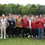 Rektor Sompie Lepas Mahasiswa KKT Angkatan 140 Unsrat