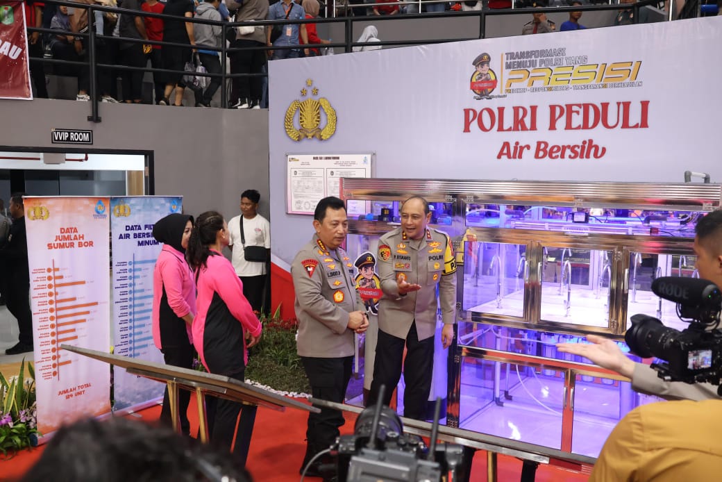 Ratusan Pembangunan Sumur Bor dan Filtrasi Air Bersih Layak Minum di Wilayah Kalimantan Barat diresmikan Kepala Kepolisian Republik Indonesia Jenderal Polisi Drs. Listyo Sigit Prabowo, M.Si..