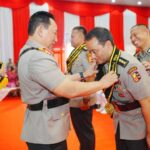 Kombes Pol Ahrie Sonta resmi diangkat sebagai ajudan Presiden Prabowo Subianto dari Polri.