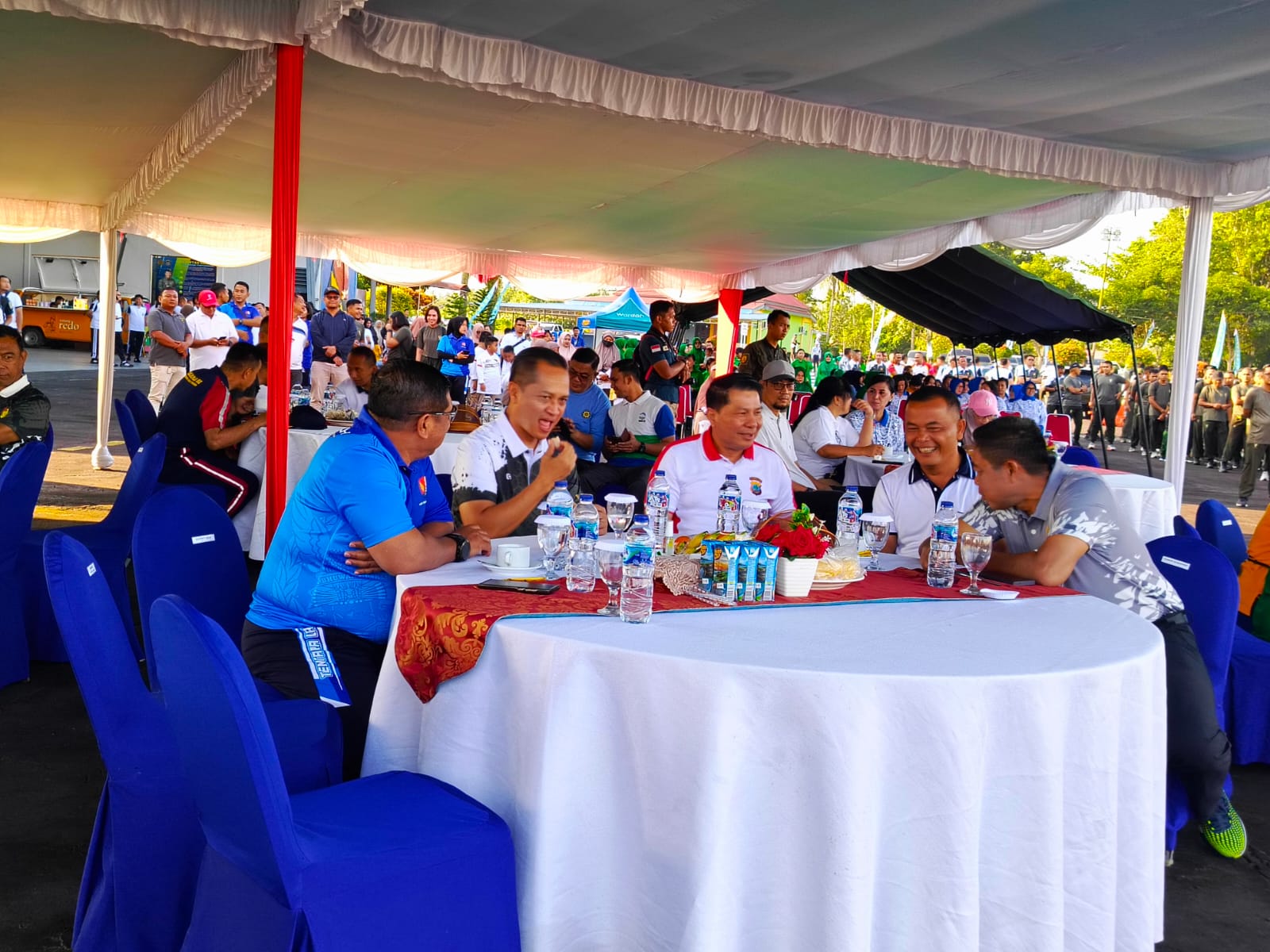 Olahraga bersama diikuti Pangdam XIII/Mdk, Kapolda Sulut,Danlanudsri , Danlantamal VIII, Kasdam VIII/Mdk juga Danrem XIII/Mdk 