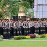 Personel TNI-Polri Latihan Dalmas Bersama di Lapangan Presisi Polda Sulut