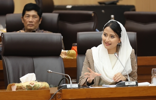 Terus Perkuat Ekosistem EV, Komisi VII DPR RI Apresiasi Kinerja PLN