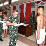 Pangdam XIII/Merdeka, Mayor Jenderal TNI Candra Wijaya, memimpin langsung sidang pemilihan penerimaan calon Bintara Prajurit Karier (PK) TNI Angkatan Darat Gelombang II TA 2024 tingkat Panda (Panitia Daerah) di Markas Kodam XIII/Merdeka, Manado, Rabu (20/11/2024).