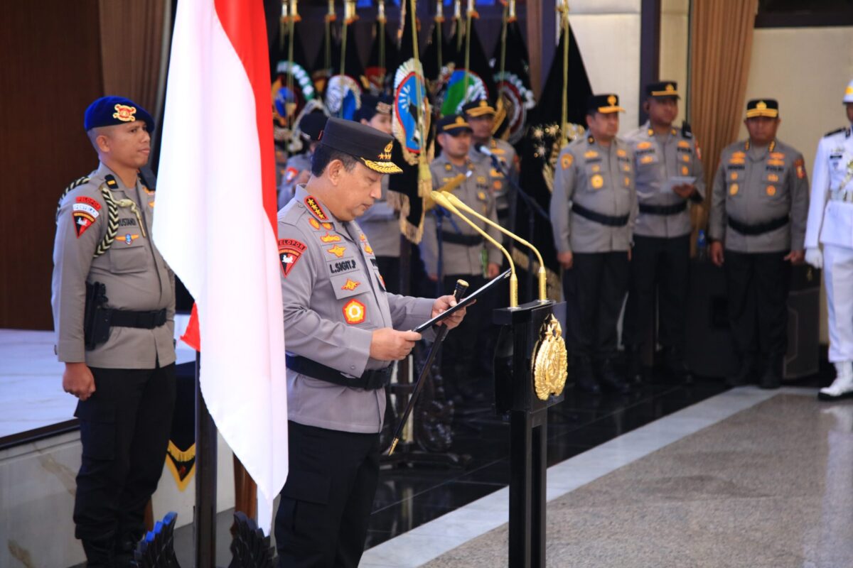 Kapolri Jenderal Listyo Sigit Prabowo Kapolri Pimpin Serah Terima Jabatan 6 Pejabat Tinggi Polri