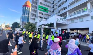 Whiz Prime Hotel Megamas Manado mengadakan kegiatan seru dan menyehatkan: Whiz Fun Run 5k! Acara gratis ini telah berlangsung meriah, Jumat (14/11/2024).