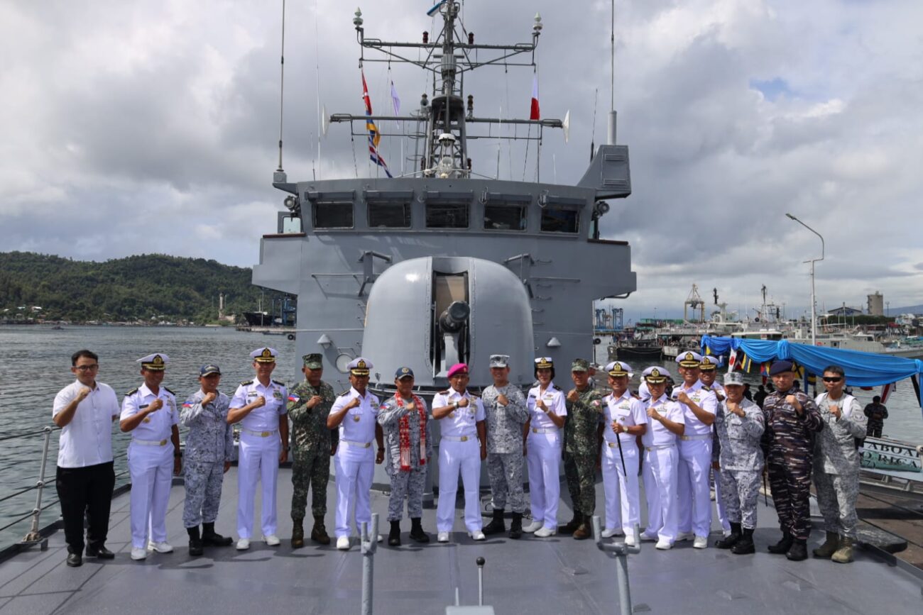 Kedatangan Kapal Perang Filipina BRP Artemio Recarte PS-37 Disambut Lantamal VIII