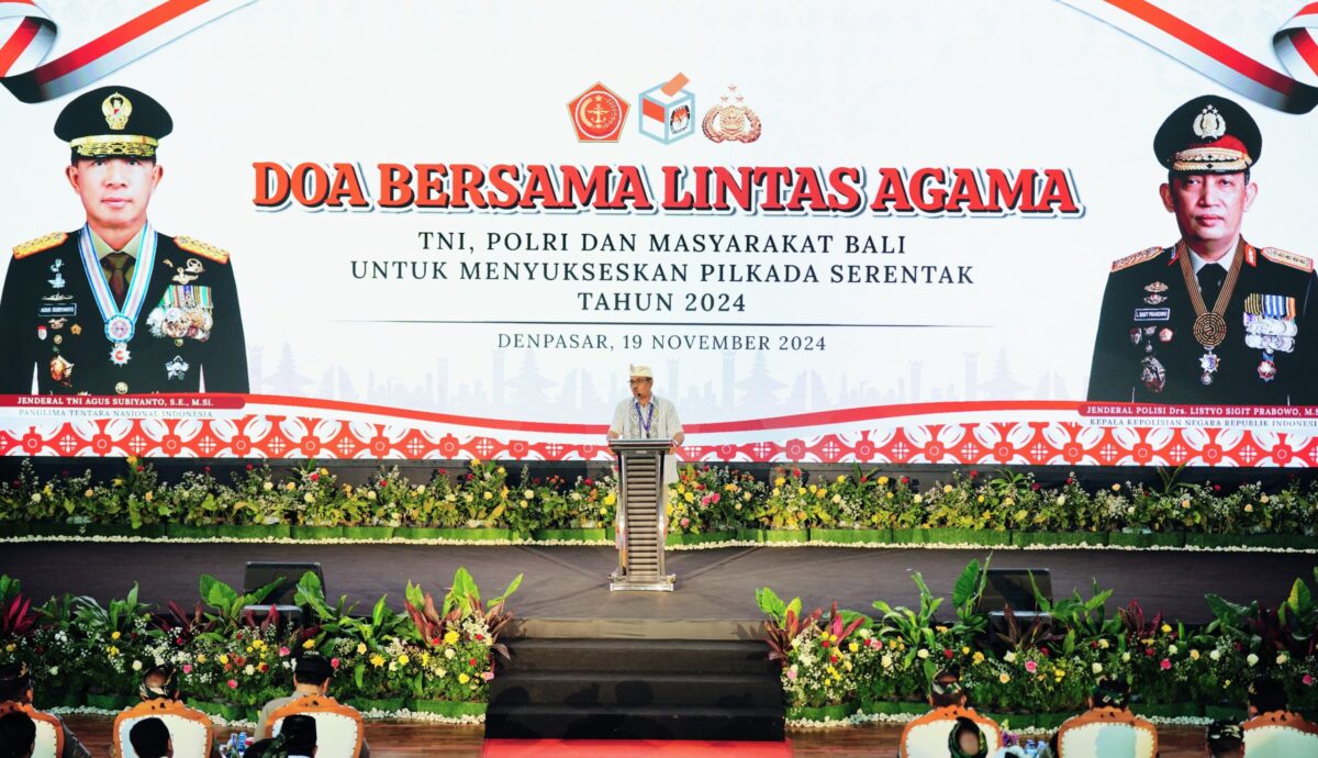 Kapolri dan Panglima TNI Ikuti Doa Bersama Lintas Agama