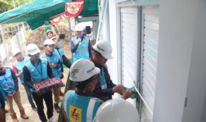 Listrik Bersih dari PLTS PLN 180 kWp Masuk Desa di Laotongan
