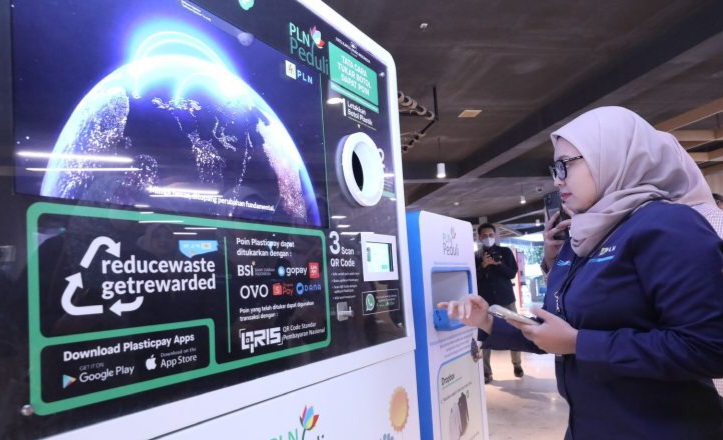 PT PLN (Persero) menggelar kompetisi terbuka bertajuk ‘Light Your Green Action (LYGA)’ untuk mencari ide/gagasan program yang bertujuan mencari solusi dari dampak perubahan iklim.