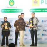 PT PLN (Persero) berhasil meraih Katadata ESG (Environmental, Social, and Governance)  Awards di sektor Energi untuk kategori Governance.