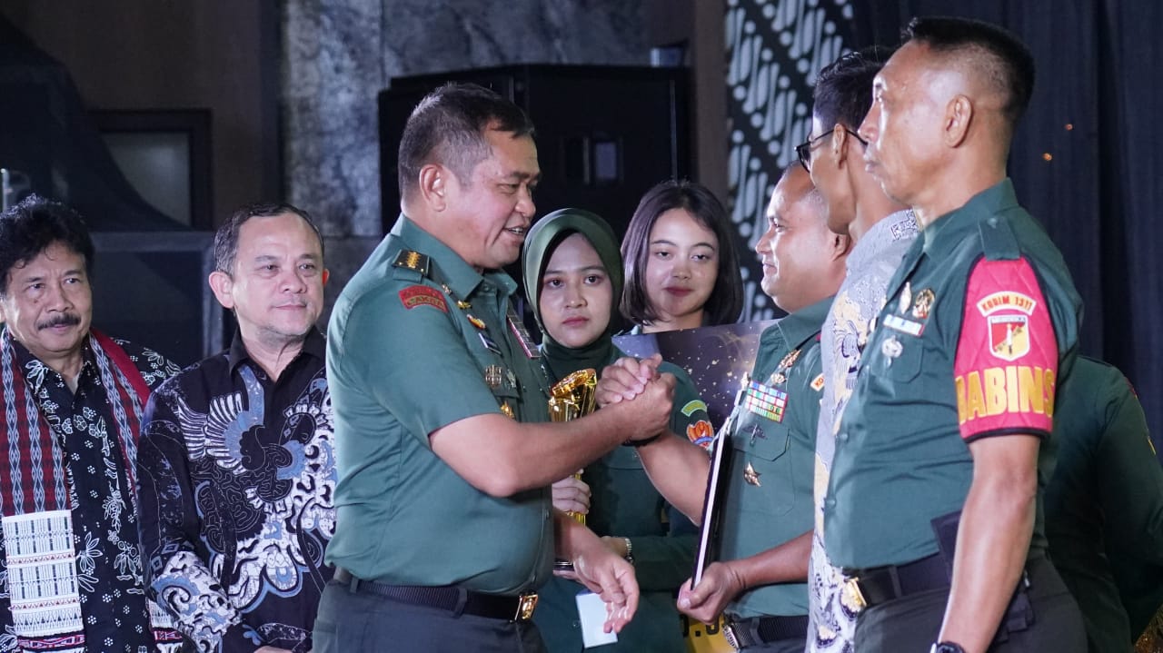 Kodam XIII/Mdk Raih Juara Umum Kasad Award Kampung Pancasila