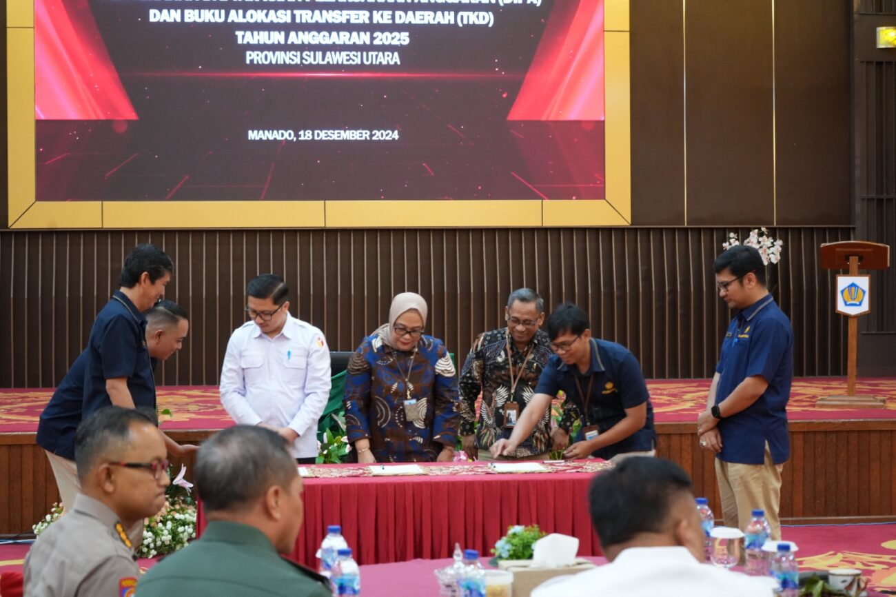 Plt Dirut RSUP Kandou Hadiri Penyerahan DIPA 2025
