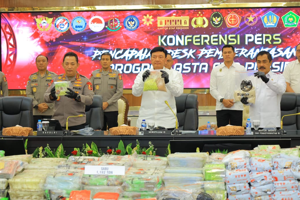 Kapolri Jenderal Listyo Sigit Prabowo menegaskan komitmen aparat penegak hukum untuk memberikan hukuman maksimal kepada bandar dan pengedar narkoba.