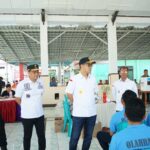 Kepala Kantor Wilayah Kementerian Hukum dan HAM Sulawesi Utara, Ronald Lumbuun, bersama Kepala Divisi, turun langsung memantau proses pemungutan suara Pemilu Serentak 2024 di empat TPS khusus. Rabu (27/11/2024)