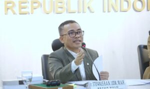 Stefanus B.A.N. Liow (Ketua BULD DPD RI, senator asal Sulawesi Utara)
