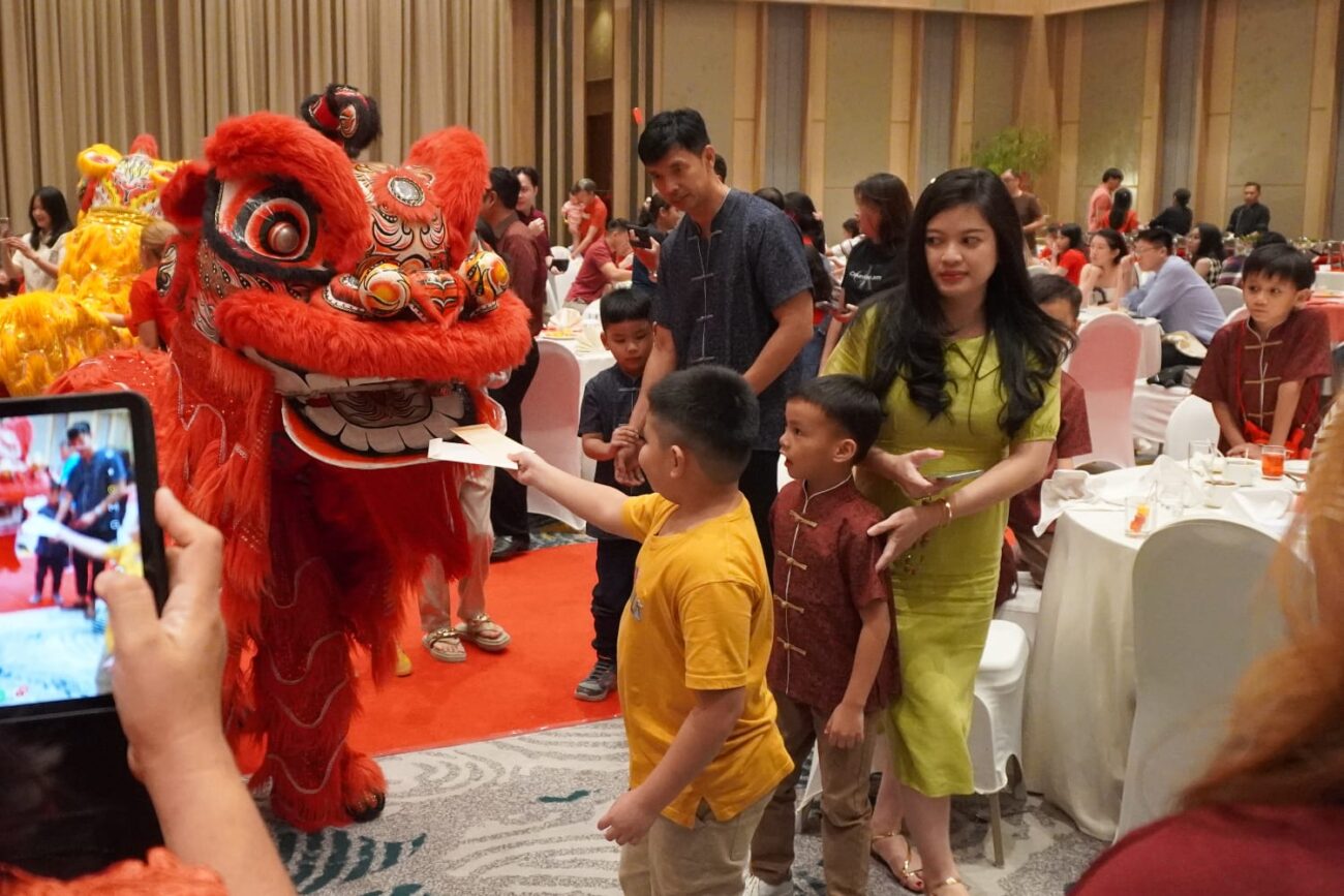 Luwansa Hotel and Convention Center Manado sukses menyelenggarakan Perayaan Malam Tahun Baru Imlek 2025 yang penuh kemeriahan pada Selasa, 28 Januari 2025.