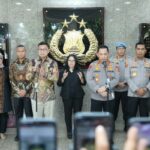Kapolri Jenderal Polisi Drs. Listyo Sigit Prabowo menerima kunjungan Kepala Badan Pengawasan Obat dan Makanan (BPOM) Taruna Ikrar di Rupatama Mabes Polri, Jakarta Selatan.
