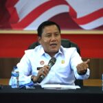 Kakanwil Kementerian Hukum Sulawesi Utara, Kakanwil, Kepala Kantor Wilayah Kementerian Hukum Sulawesi Utara, Kurniaman Telaumbanua memimpin Pertemuan awal tahun bersama pegawai Kanwil Kemenkum Sulut, Senin (6/1).memimpin Pertemuan awal tahun bersama pegawai Kanwil Kemenkum Sulut, Senin (6/1).