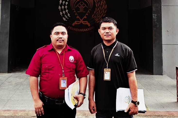 Adv. Nofrian Maariwuth, SH., SIP bersamai Adv. Sulitno Ambat, SH,