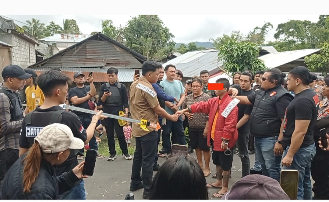 Polres Minahasa Unit Jatanras di bawah pimpinan Kasat Reskrim AKP Edy Susanto, S.Sos., menggelar rekonstruksi kasus dugaan pembunuhan terhadap seorang sopir taksi rental rute Gorontalo-Manado.