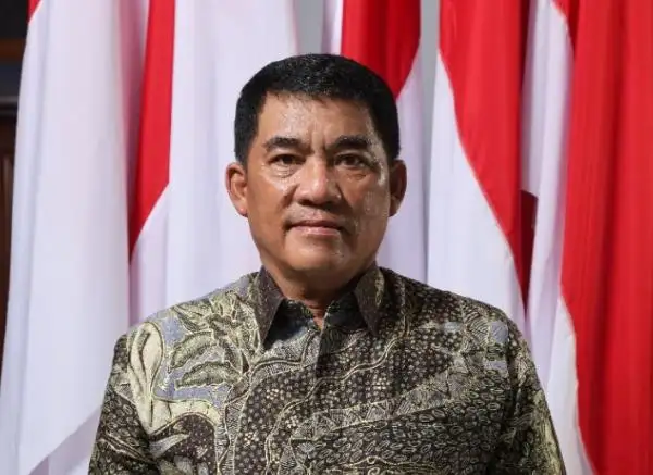 Yulius Selvanus Komaling Gubernur Sulawesi Utara (Sulut), Yulius Selvanus Komaling