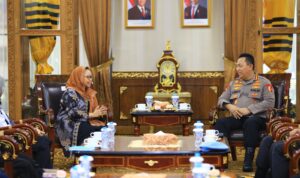 Kapolri Jenderal Pol. Listyo Sigit Prabowo menerima audiensi Ketua PBNU bidang kesejahteraan, Alissa Wahid, di Mabes Polri, Rabu (12/2/2025).