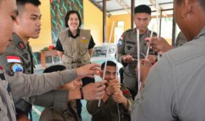 Tim Psikologi Subsatgas Banops Damai Cartenz-2025 menggelar Pelatihan Psikologi dan Penguatan Mental bagi personel operasi di Posko Sektor Timika, pada Rabu (5/2/2025).