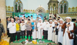 Safari Ramadan ke Masjid Raya Al Mashun Medan Kapolri Jenderal Polsi Drs. Listyo Sigit Prabowo  , Sabtu (22/3/25).