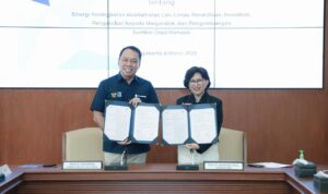 PT Jasa Raharja dan Universitas Gadjah Mada (UGM) menandatangani Nota Kesepahaman (MoU) tentang Sinergi Peningkatan Keselamatan Lalu Lintas, Pendidikan, Penelitian, Pengabdian Kepada Masyarakat dan Pengembangan Sumber Daya Manusia.
