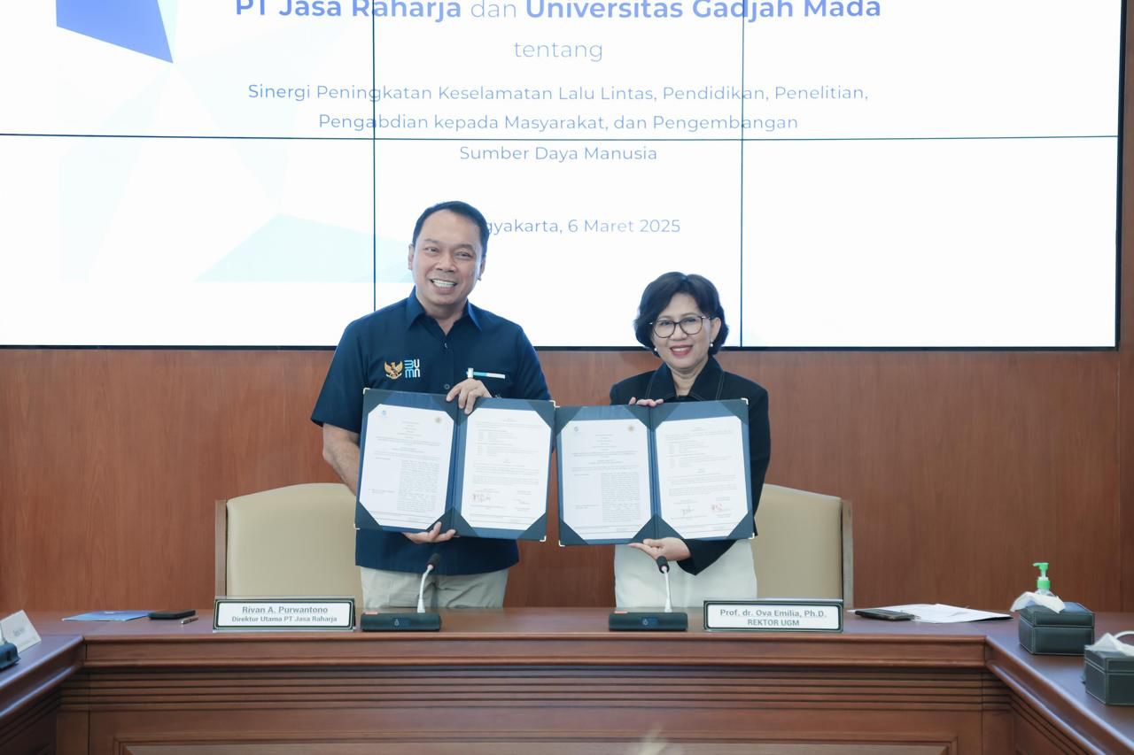 PT Jasa Raharja dan Universitas Gadjah Mada (UGM) menandatangani Nota Kesepahaman (MoU) tentang Sinergi Peningkatan Keselamatan Lalu Lintas, Pendidikan, Penelitian, Pengabdian Kepada Masyarakat dan Pengembangan Sumber Daya Manusia.