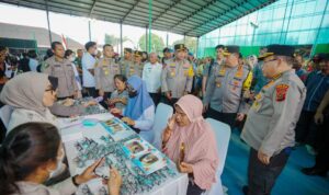 Kapolri Jenderal Listyo Sigit Prabowo mengunjungi Polda Sumatera Utara (Sumut) pada Sabtu (22/3/2025).