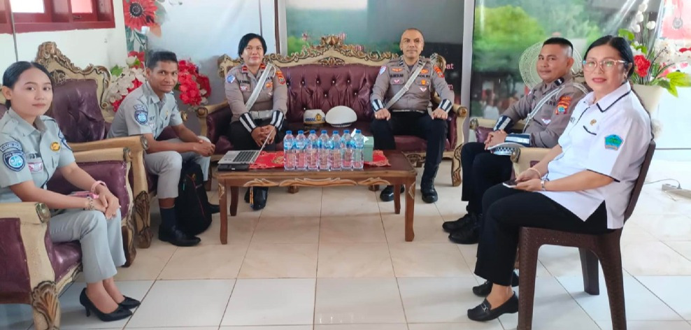 Jasa Raharja Sulawesi Utara menyelenggarakan Rapat Forum Komunikasi Lalu Lintas Guna terwujudnya keselamatan dalam berkendara dan berlalu lintas menjadi perhatian penuh bagi para pemangku kepentingan di Minahasa Utara, Jumat (28/03/2025)