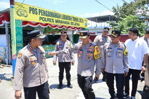 Wakapolda Sulawesi Utara Brigjen Pol Bahagia Dachi meninjau kesiapan pelaksanaan Operasi Ketupat pengamanan Idul Fitri 1446 H, di sejumlah Pos di Jalan Trans Sulawesi, Jumat (28/3/2025).