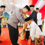Kapolri Jenderal Pol. Listyo Sigit Prabowo melakukan Safari Ramadan di wilayah Jawa Tengah. Kapolri memanfaatkan momen ini untuk menjalin silaturahmi dengan tokoh ulama di Jateng.