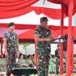 Kasad Jenderal TNI Maruli Simanjuntak, M.Sc.,resmi menutup program TNI Manunggal Membangun Desa (TMMD) ke-123 Kodim 1311/Morowali Tahun Anggaran 2025 s di Lapangan Alun-alun Rujab Kantor Bupati Morowali, Kecamatan Bungku Tengah, Kabupaten Morowali. Rabu (20/3/2025).