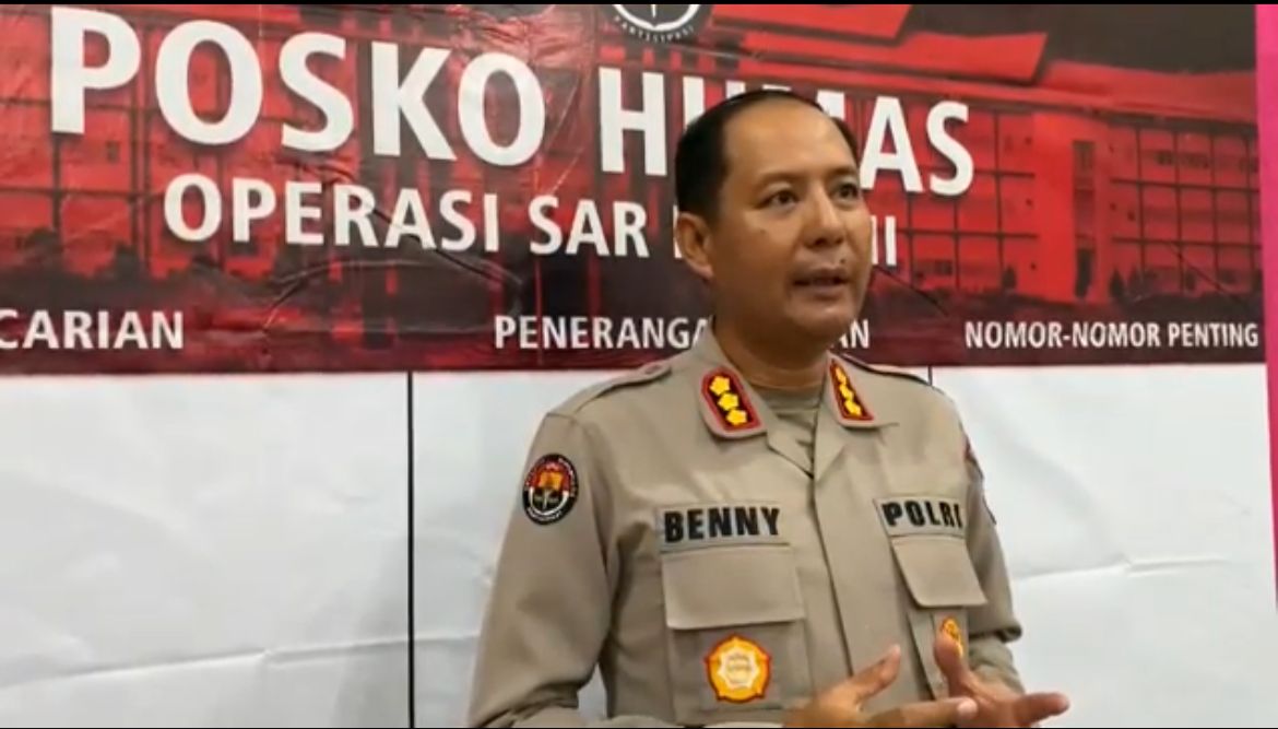 Misi Kemanusiaan, Personel Berjalan Kaki Sisir Daratan Dalam Pencarian Iptu Tomi Samuel Marbun