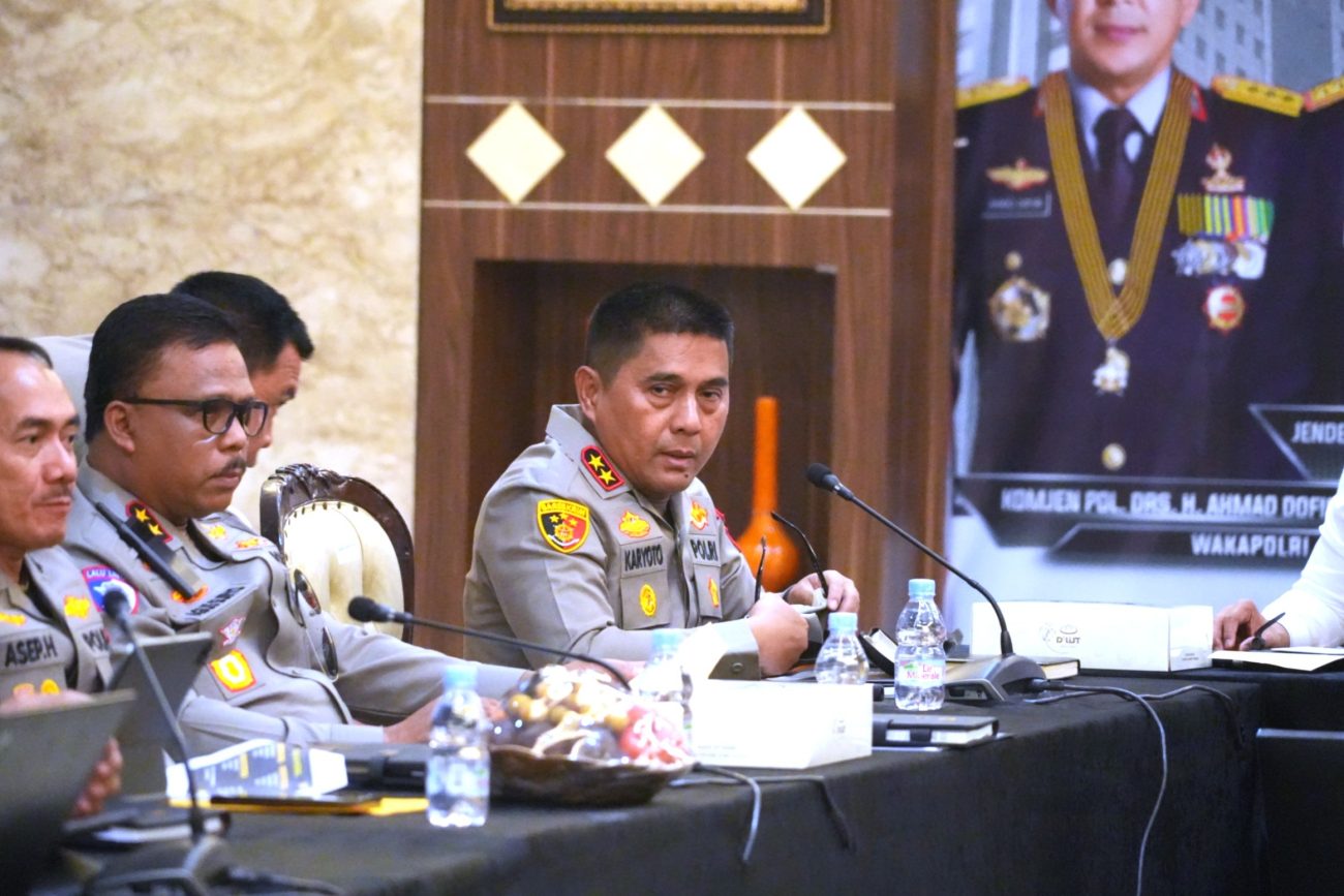 Polda Metro Jaya menggelar rapat koordinasi dalam rangka memastikan kelancaran dan keamanan peringatan Hari Buruh Internasional atau May Day Fiesta 2025.