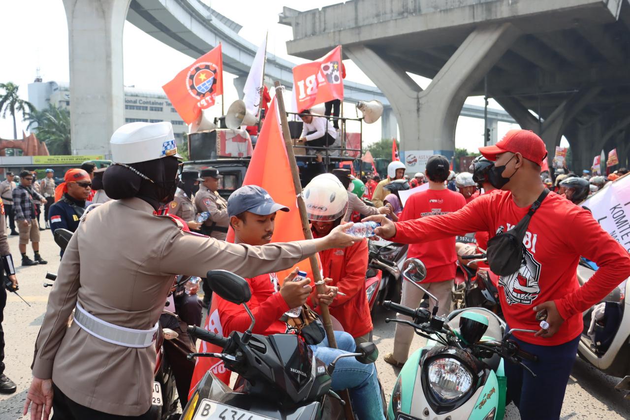 Kapolres Pelabuhan Tanjung Priok AKBP Dr. Martuasah H. Tobing, S.I.K., M.H.,