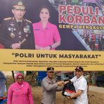 Kapolri mengirim 5.000 paket sembako untuk korban bencana gempa bumi di Provinsi Bengkulu. Bantuan ini merupakan wujud nyata kepedulian Polri terhadap masyarakat yang membutuhkan.