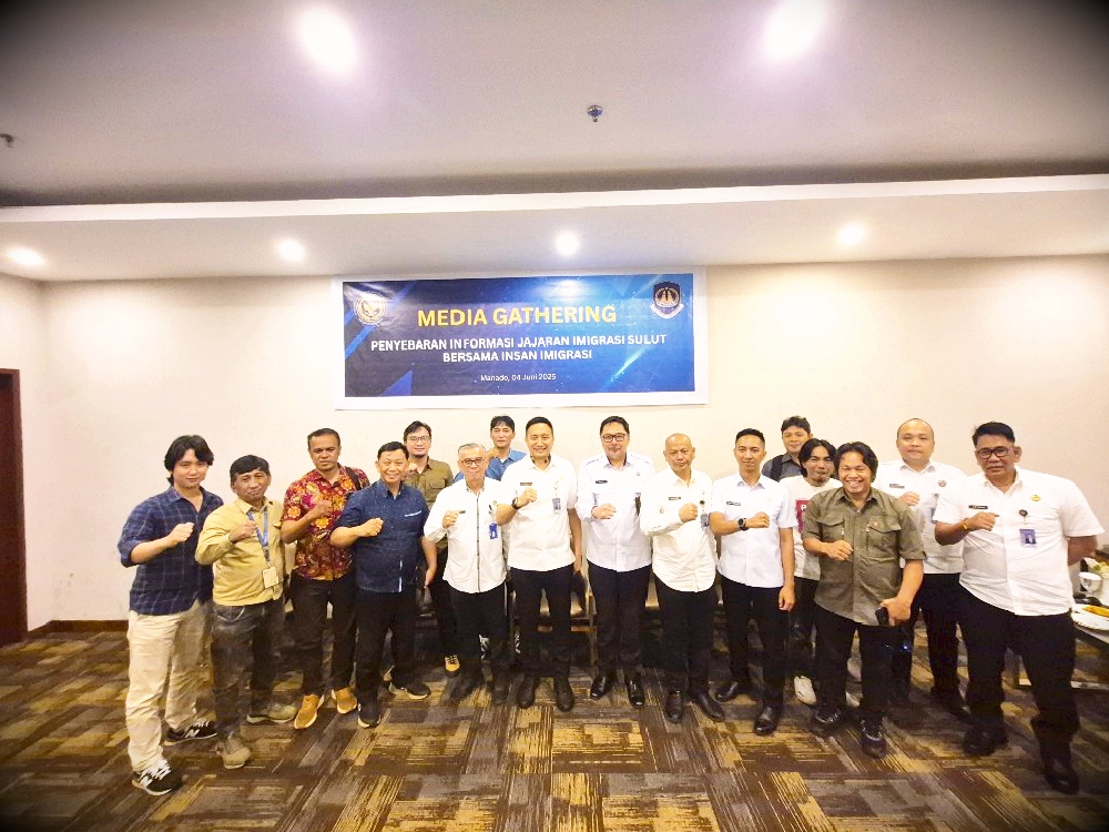 Kanwil Ditjen Imigrasi Sulut bersama insan Pers