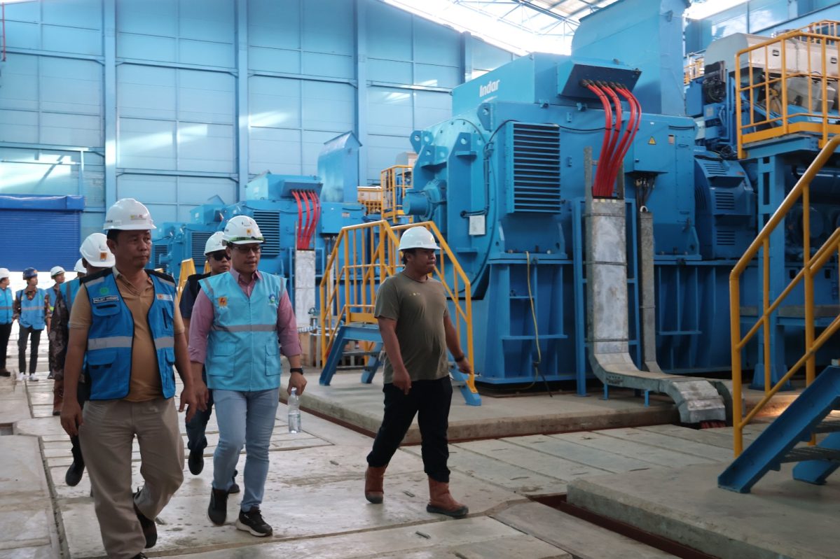 PT PLN (Persero) resmi mengoperasikan Pembangkit Listrik Tenaga Mesin Gas (PLTMG) Luwuk 40 MW di Desa Nonong, Kecamatan Batui, Kabupaten Banggai, Sulawesi Tengah, Senin 23 Juni 2025.